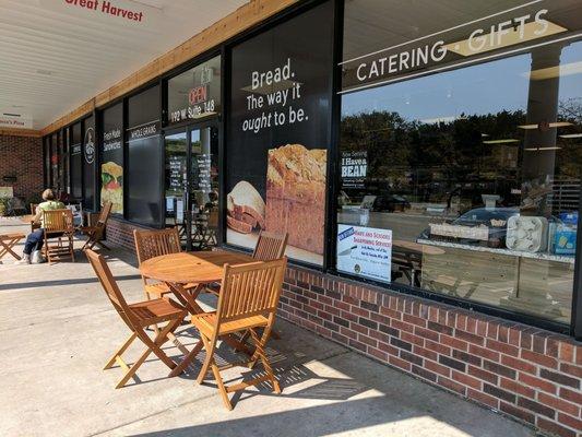 Outdoor seating in store front