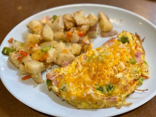 Denver Omelette w/ Country Potatoes