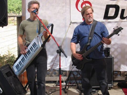 Yes fellow Yelpers that is indeed a genuine Keytar!