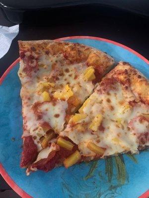 Barely any pineapple and not crispy