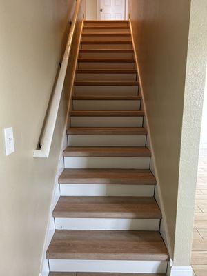 Vinyl stairs installation