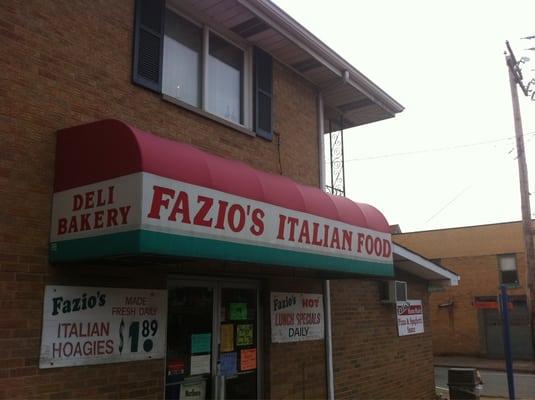 An awesome, real Italian deli.