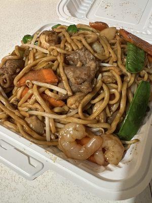 Combination Chow Mein