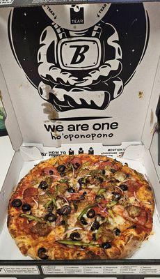 The Classic Italian Mama personal pizza 10": pepperoni, sausage, red onions, mushrooms, green peppers and black olives