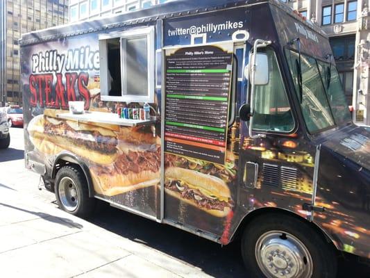 Truck gracing Farragut Square