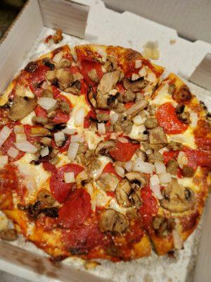 Real Mushrooms, Onions, Cheese and Pepperoni - so good.