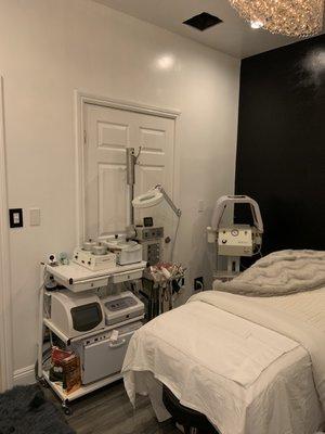 Microcurrent, Microdermabrasion, RF Cavitation, Waxing