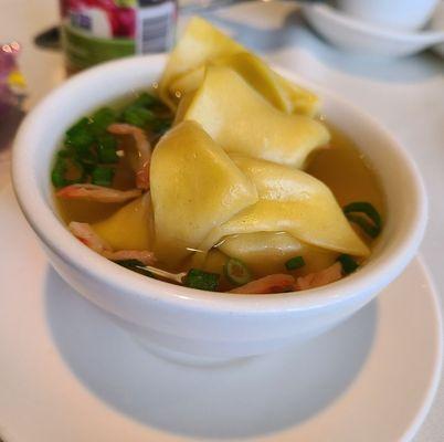 Wonton soup