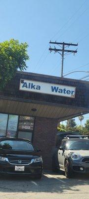 Alka Pi Water - Natural Ionic Calcium Alkaline Water