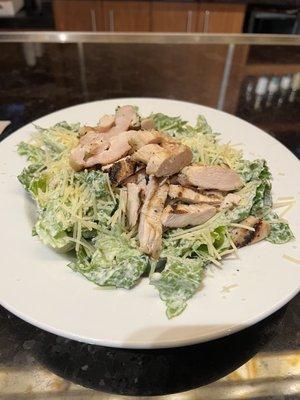 Ceasar Caesar Salad with Chicken