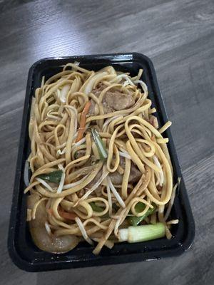 Beef lo mein