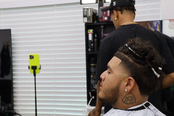 Jay the barber is available everyday want to look this fresh schedule an appointment or call