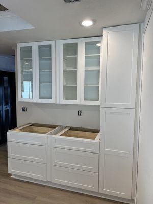 Shaker White Kitchen Cabinet Project 557