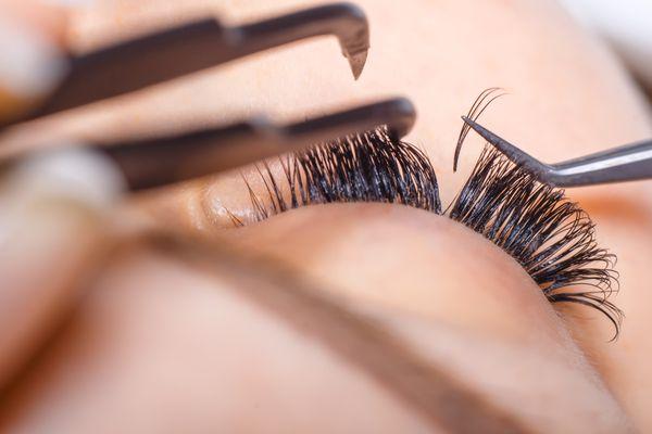 Eyelash extensions (three strand)