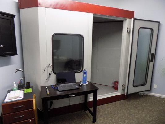 Hearing testing booth