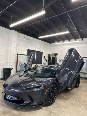 McLaren GT
 Tinted 3M Ceramic IR Film
 Front Windshield: 70%
 Roof: 5%