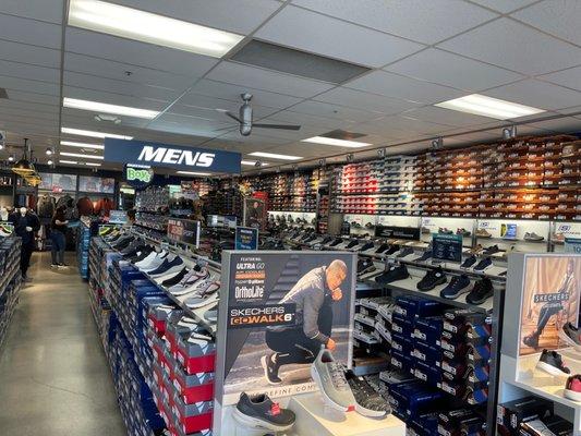 SKECHERS Factory Outlet