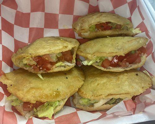 5 gorditas $15