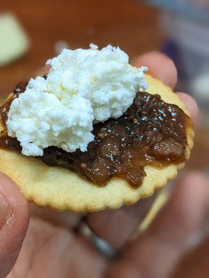 Fig jam with ricotta cheese