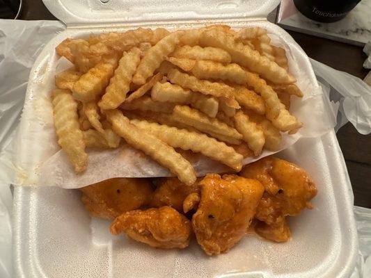 6 piece boneless spicy honey mustard combo with fries.