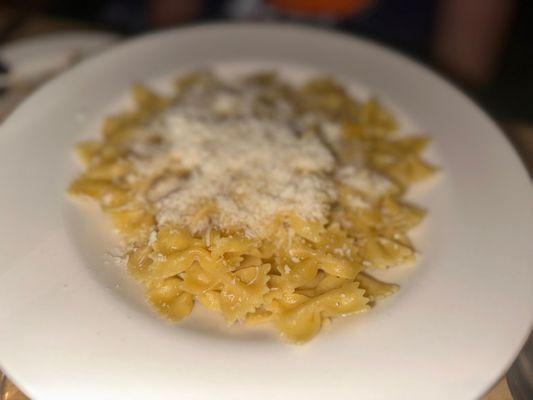 Bowtie butter pasta