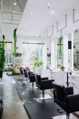 Welcome to Raven Row Salon