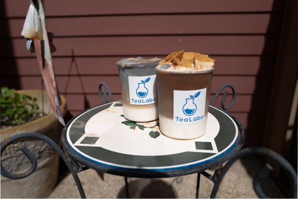 Ice sesame cloud latte & Iced honeycomb latte