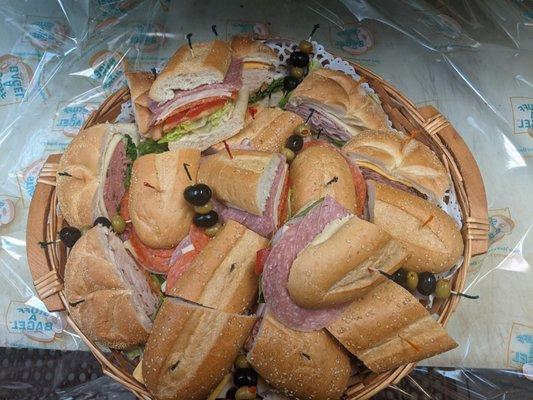 Party mix sandwiches