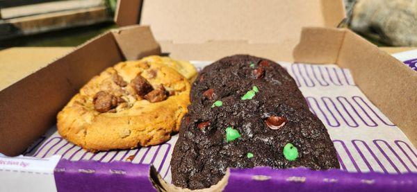 Insomnia Cookies