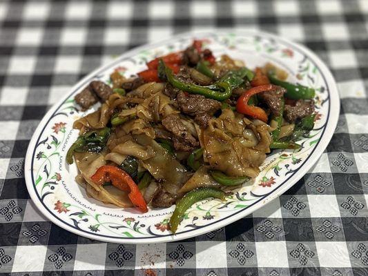 Drunken Noodles w/Beef | $12.99