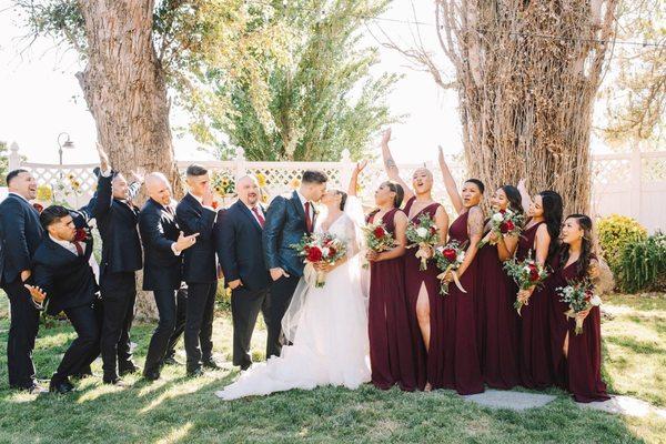 Bride and Bridemaids bouquets