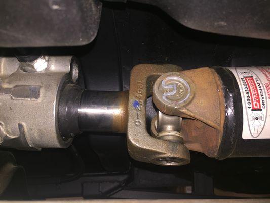 Drive shaft too short for adequate penetration at rear of transmission