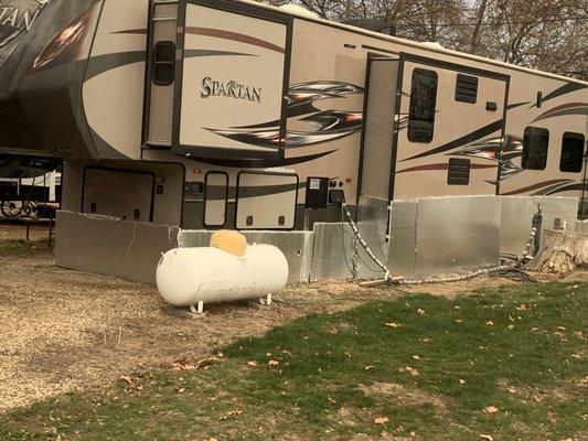 RV Park or low income trailer park? Probably the nicest rig on the lot