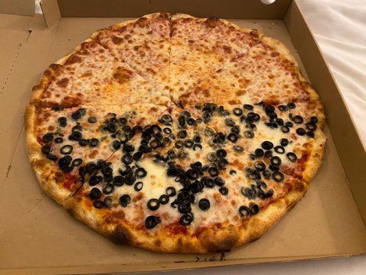 Olives pizza