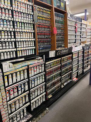 A wide range of oil paints!