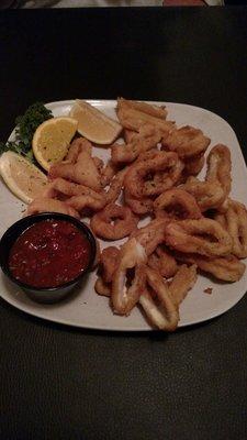 Calamari rings (rubbery and doughy)