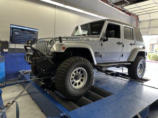 Supercharged Jeep on the Dyno