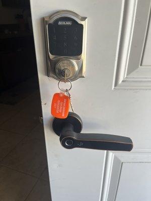 Looking to change your house key? open Locksmith  24/7