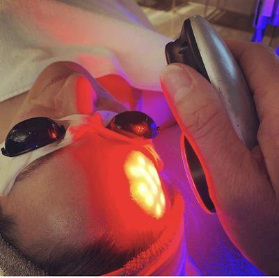 LED treatment. Tighten, firm and help to reduce scarring.