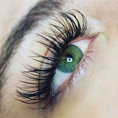 Beautiful classic lashes