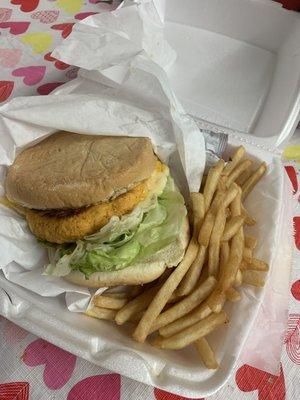 Low fat burger ground chicken w/fries