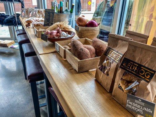 Meal basics and breads from sister Blue Dog Bakery