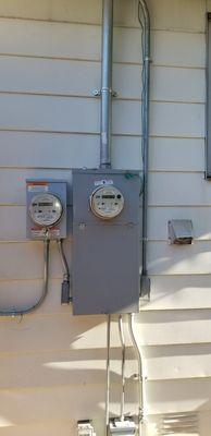 200 amp meter main panel I installed.  I work with SMUD,  and local inspectors to get this job done.