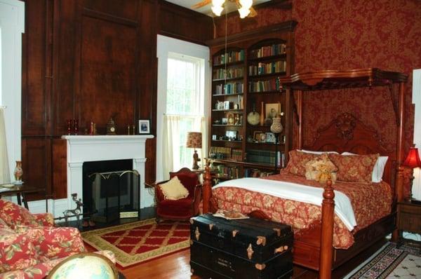 Abraham Lincoln Library Guest Room