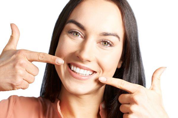 cosmetic dentist in Springfield, McKenzie River Dental, can help with all your cosmetic dentistry needs. Call us today!