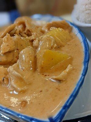 Chicken massaman curry