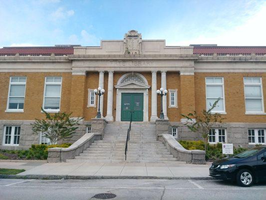 Old Tampa Free Public Library