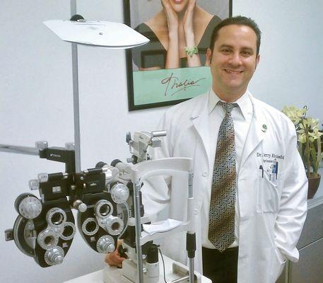 Optica Optometry Vision Center