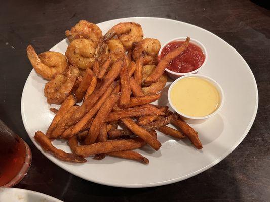 Fried shrimp with sweet potato fries