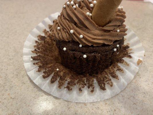 Mocha cupcakes - they are pretty small and this was brownie like with a frosting that was thick like refrigerated.